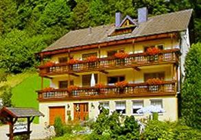 Haus "Am Waldesrand" Pension