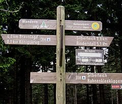Wegweiser im Nationalpark Harz - Harzer Wandernadel